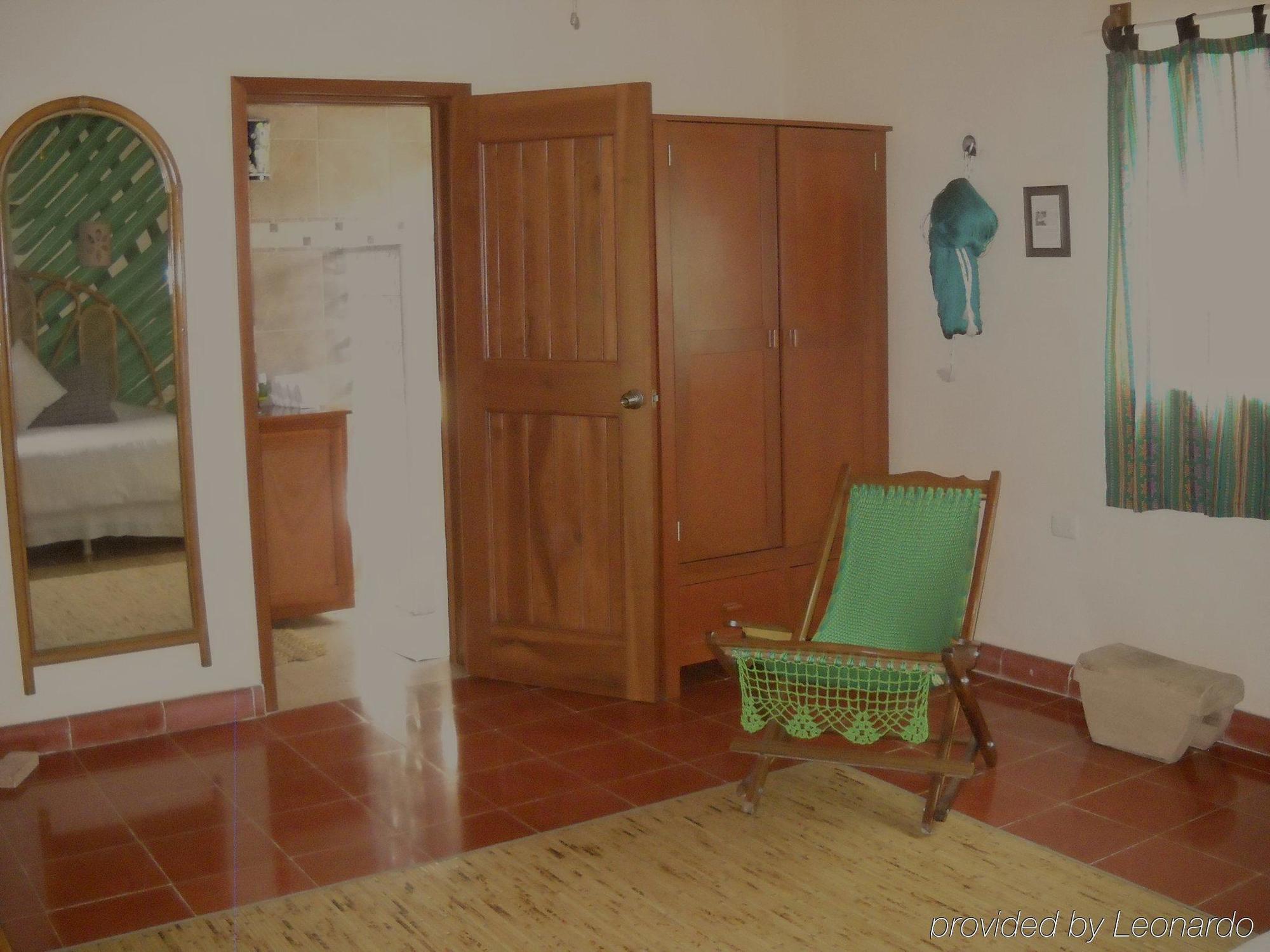 Capital O Casa Hamaca Hotel วัลลาโดลิด ภายนอก รูปภาพ