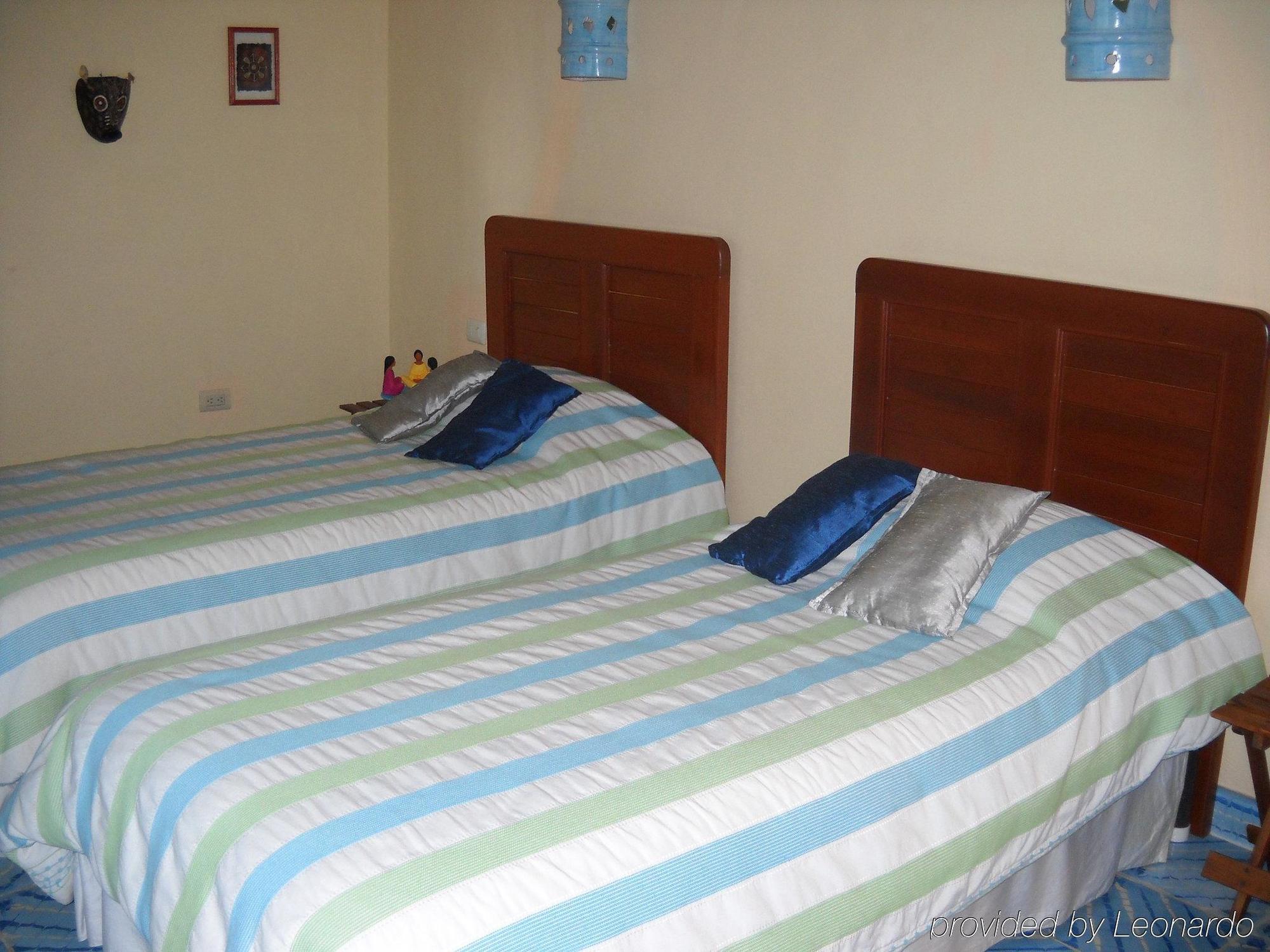 Capital O Casa Hamaca Hotel วัลลาโดลิด ภายนอก รูปภาพ