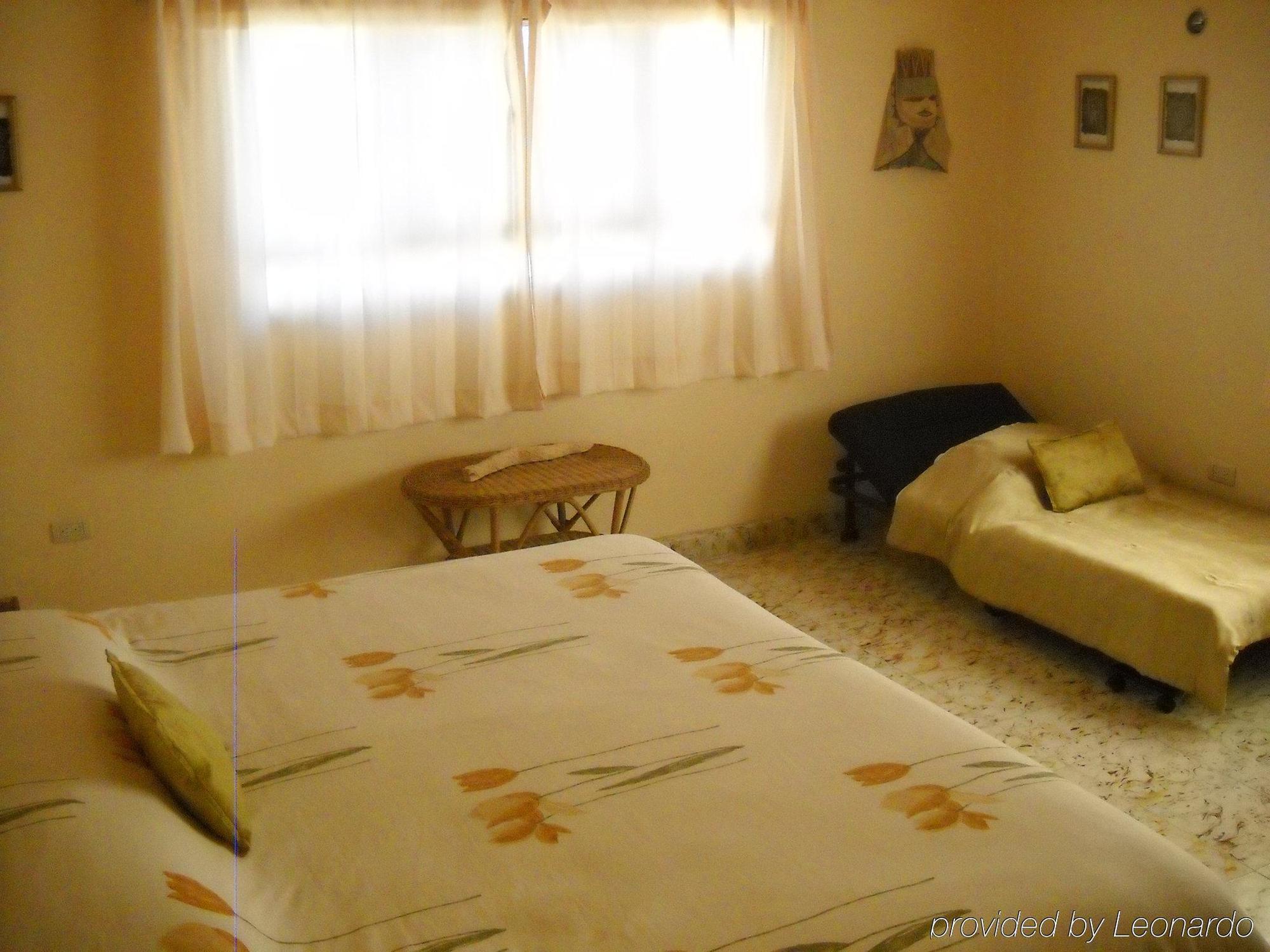 Capital O Casa Hamaca Hotel วัลลาโดลิด ภายนอก รูปภาพ