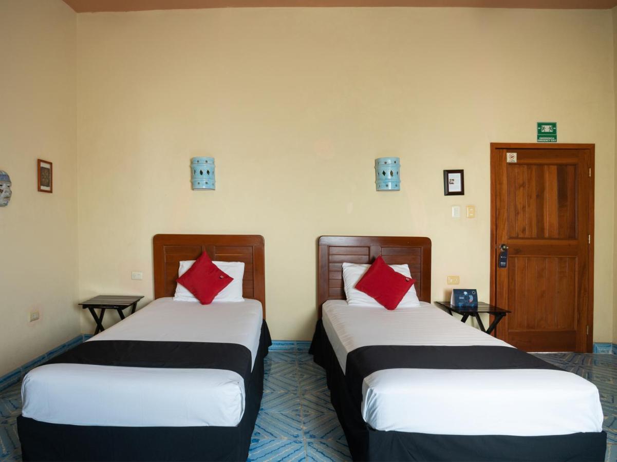 Capital O Casa Hamaca Hotel วัลลาโดลิด ภายนอก รูปภาพ